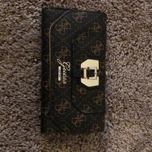 Guess wallet